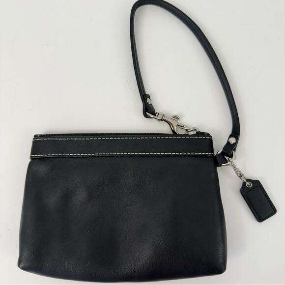 Coach Pleated Black Leather Wristlet Wallet Mini Bag Soft Genuine Leather - Picture 2 of 11